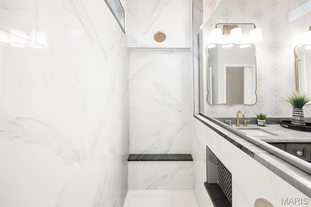 1022 BARTEAU Drive, Swansea, IL 62226