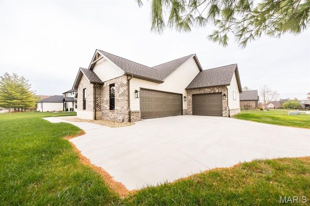 1022 BARTEAU Drive, Swansea, IL 62226