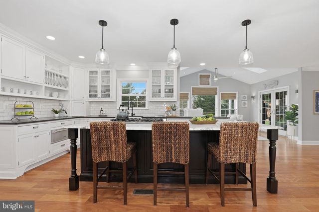 9204 HUNTMASTER RD, Gaithersburg, MD 20882