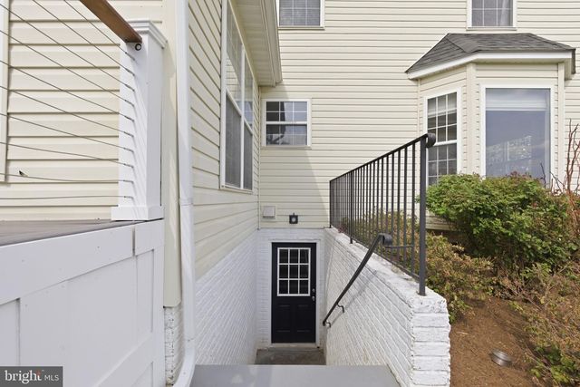 9204 HUNTMASTER RD, Gaithersburg, MD 20882