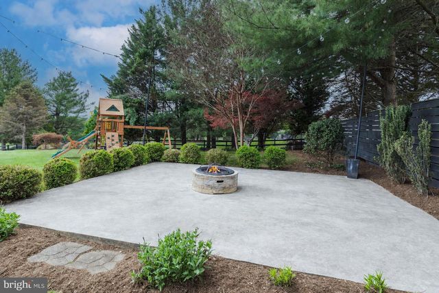 9204 HUNTMASTER RD, Gaithersburg, MD 20882
