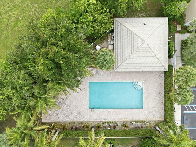 773 NW 42nd Avenue, Plantation, FL 33317