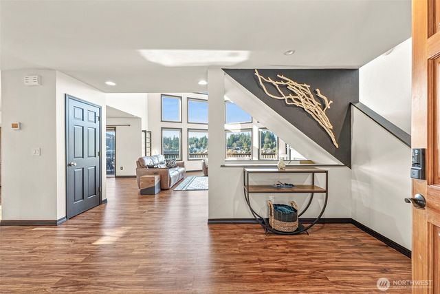 10207 Melody Lane SW, Lakewood, WA 98498