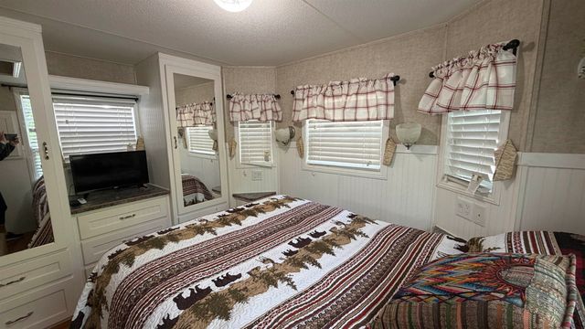 77 Brookside Road, Fitzwilliam, NH 03447