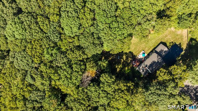 25 Wagon Hill Lane, Avon, CT 06001
