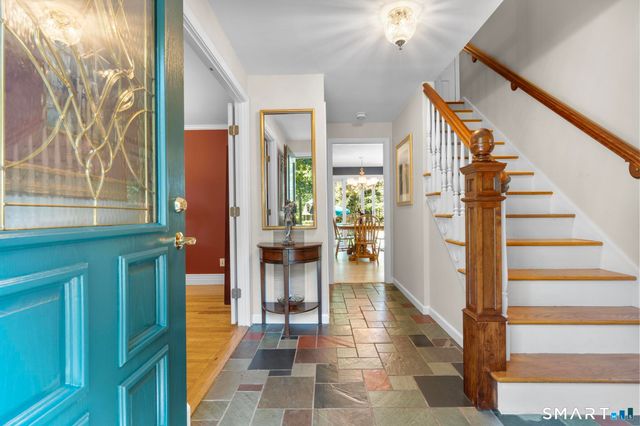 25 Wagon Hill Lane, Avon, CT 06001