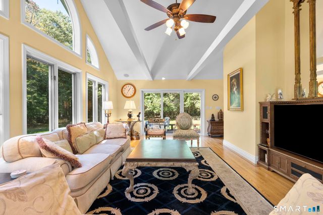 25 Wagon Hill Lane, Avon, CT 06001