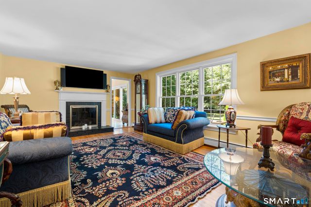 25 Wagon Hill Lane, Avon, CT 06001