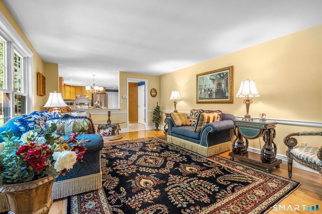 25 Wagon Hill Lane, Avon, CT 06001
