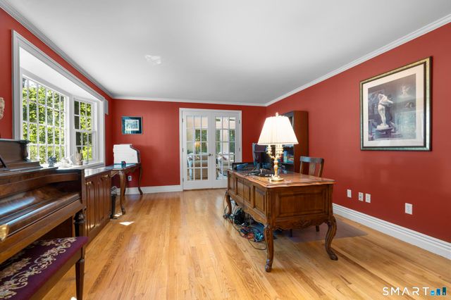 25 Wagon Hill Lane, Avon, CT 06001