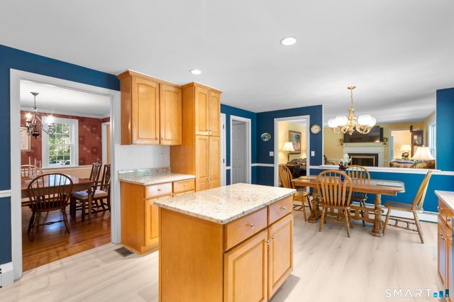 25 Wagon Hill Lane, Avon, CT 06001