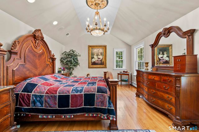 25 Wagon Hill Lane, Avon, CT 06001