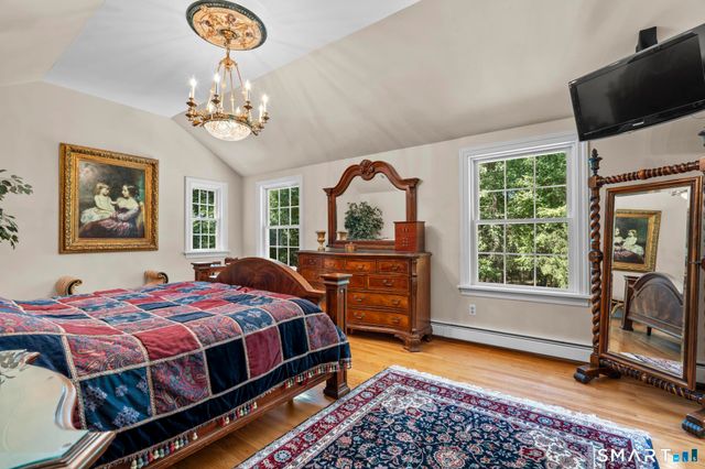 25 Wagon Hill Lane, Avon, CT 06001