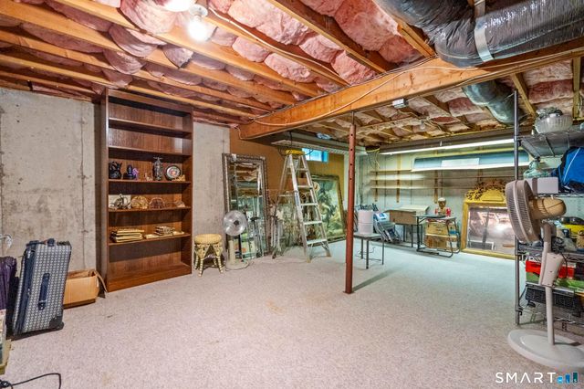 25 Wagon Hill Lane, Avon, CT 06001