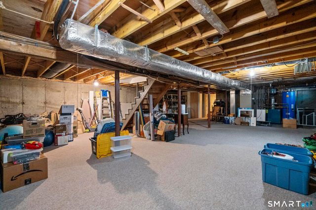 25 Wagon Hill Lane, Avon, CT 06001