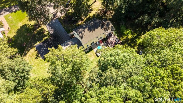 25 Wagon Hill Lane, Avon, CT 06001