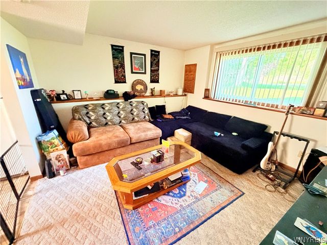 3930 Taylor Road, Orchard Park, NY 14127