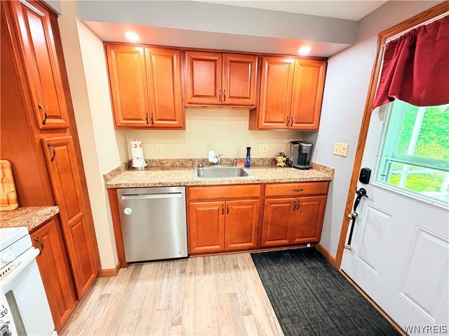 3930 Taylor Road, Orchard Park, NY 14127