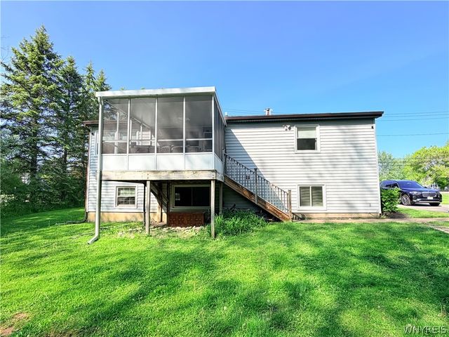 3930 Taylor Road, Orchard Park, NY 14127