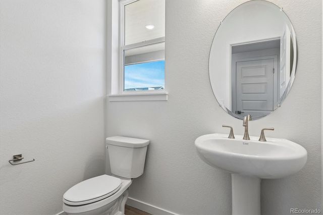 9129 Fowler Peak Court, Englewood, CO 80112