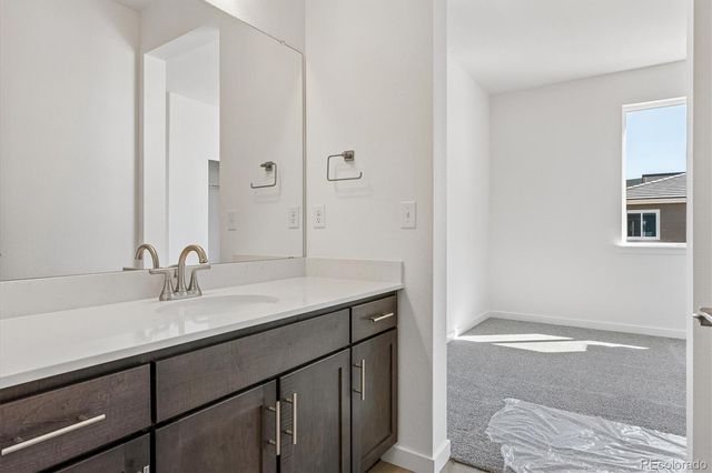 9129 Fowler Peak Court, Englewood, CO 80112