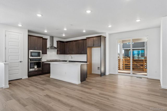9129 Fowler Peak Court, Englewood, CO 80112