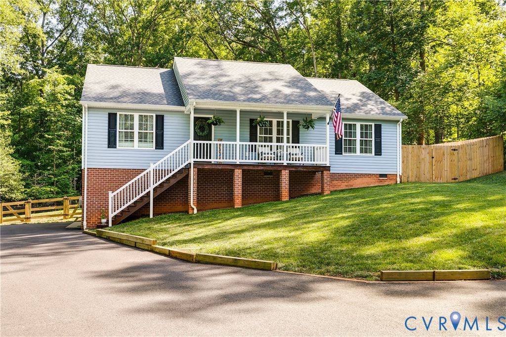 2973 Three Bridge Rd, Powhatan, VA 23139