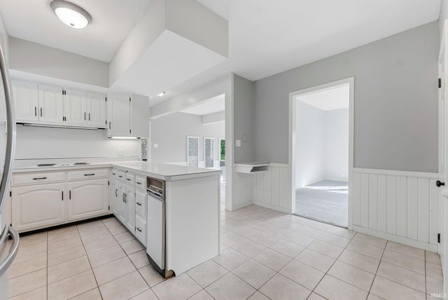 8310 Winchester Road, Fort Wayne, IN 46819