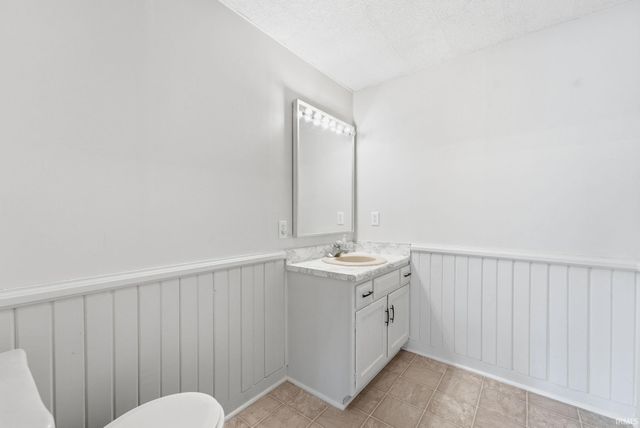 8310 Winchester Road, Fort Wayne, IN 46819