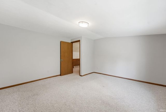 8310 Winchester Road, Fort Wayne, IN 46819