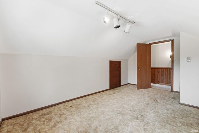 8310 Winchester Road, Fort Wayne, IN 46819