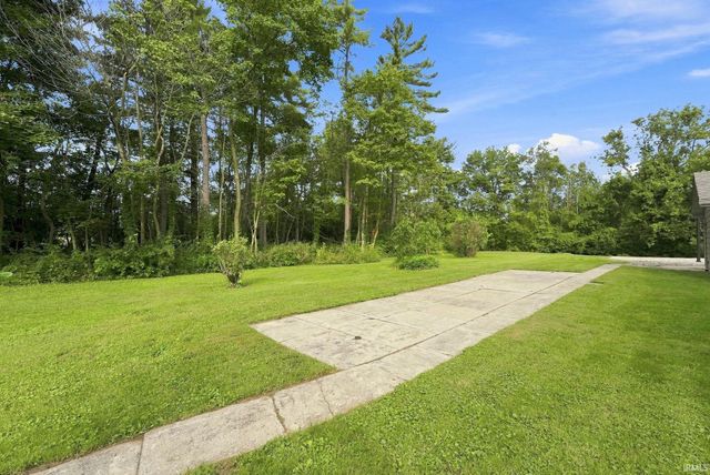 8310 Winchester Road, Fort Wayne, IN 46819