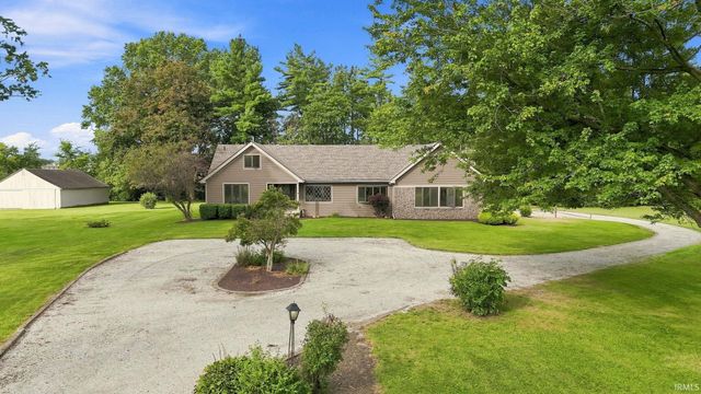 8310 Winchester Road, Fort Wayne, IN 46819