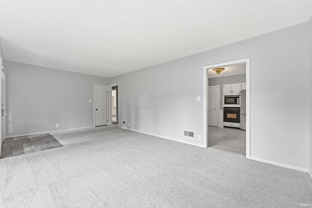 8310 Winchester Road, Fort Wayne, IN 46819