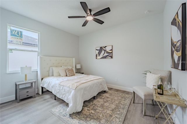 53 W 10TH STREET, Apopka, FL 32703