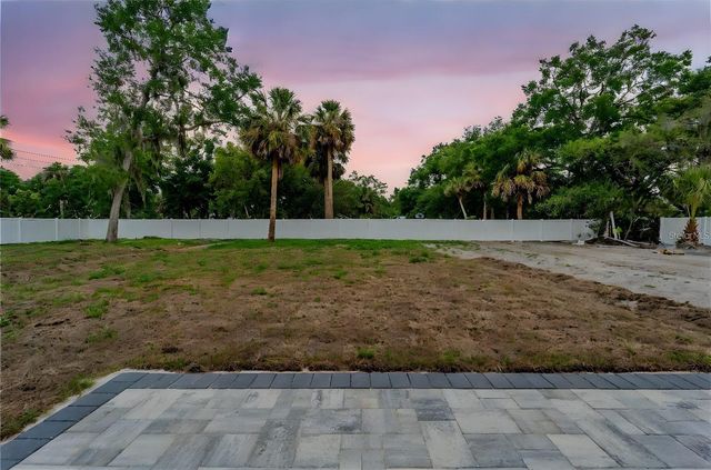 53 W 10TH STREET, Apopka, FL 32703