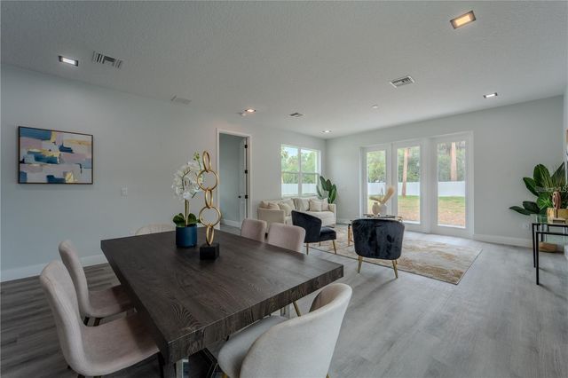 53 W 10TH STREET, Apopka, FL 32703