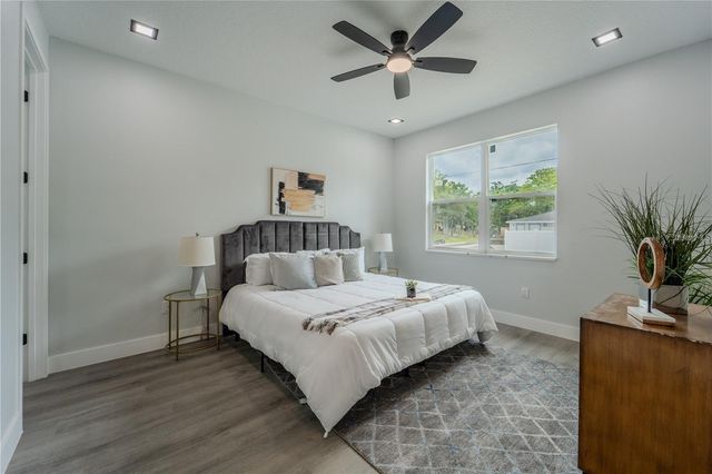 53 W 10TH STREET, Apopka, FL 32703