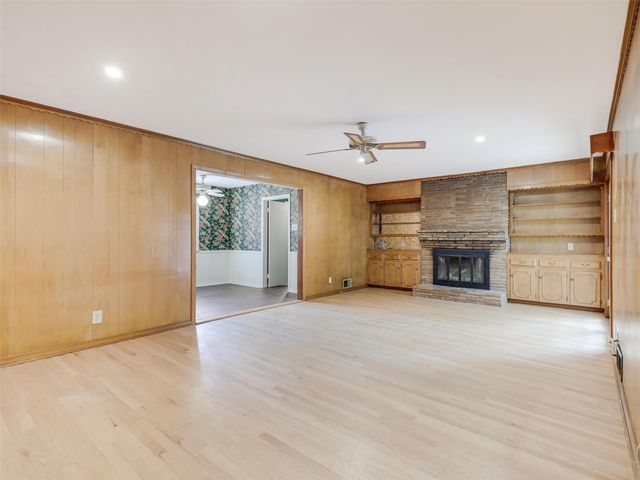 9523 Highedge Drive, Dallas, TX 75238