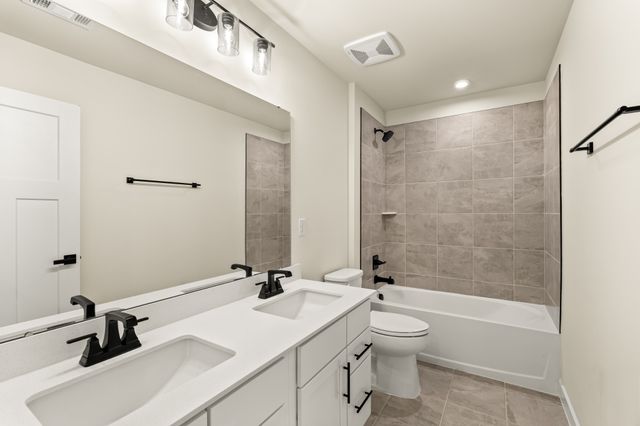 3029 Manchester Dr, Spring Hill, TN 37174