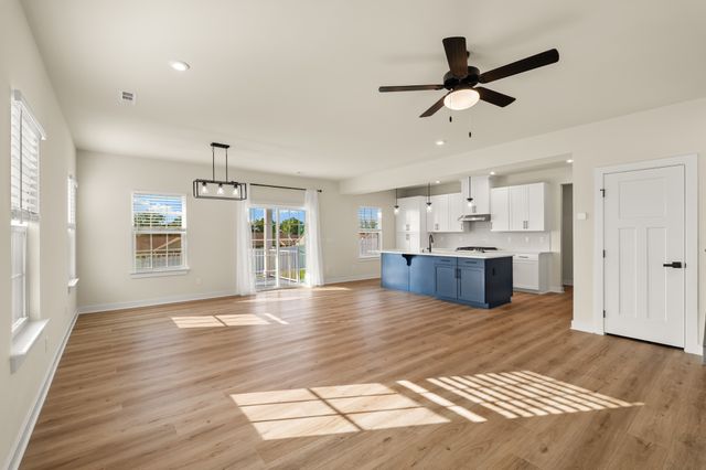 3029 Manchester Dr, Spring Hill, TN 37174