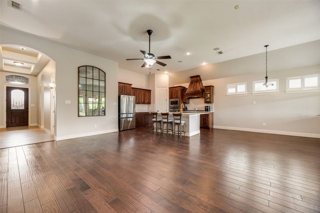 2112 Benjamin Creek Drive, Little Elm, TX 75068