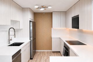 550 Ocean Drive 5D, Key Biscayne, FL 33149