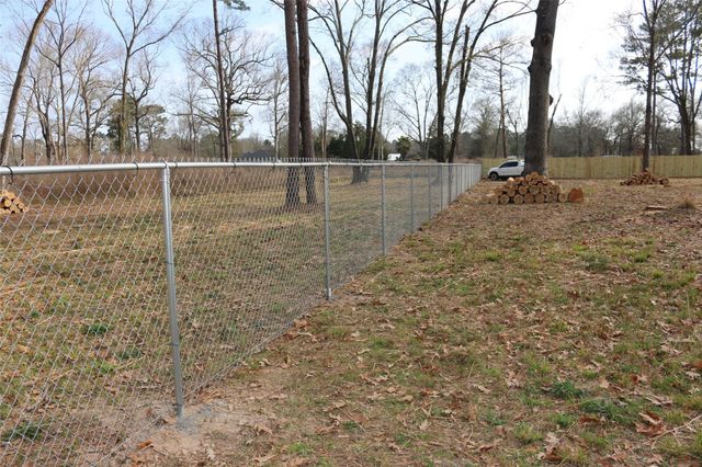 21812 Cherry St, New Caney, TX 77357