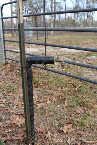 21812 Cherry St, New Caney, TX 77357