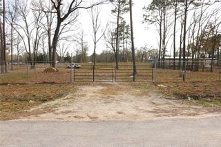 21812 Cherry St, New Caney, TX 77357