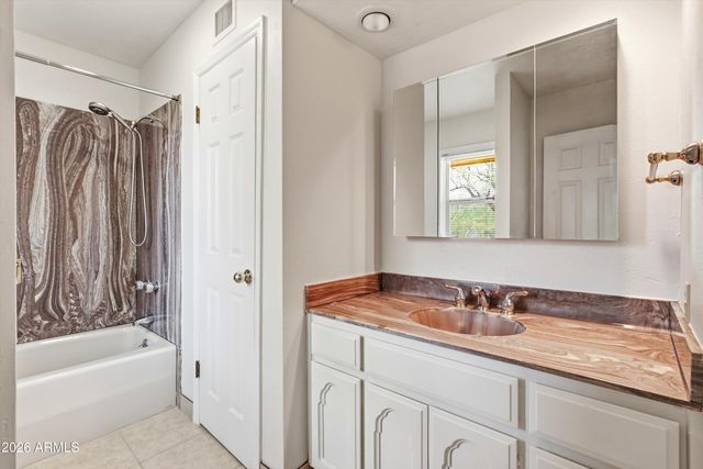 7666 E ROCKING CHAIR Road, Carefree, AZ 85377
