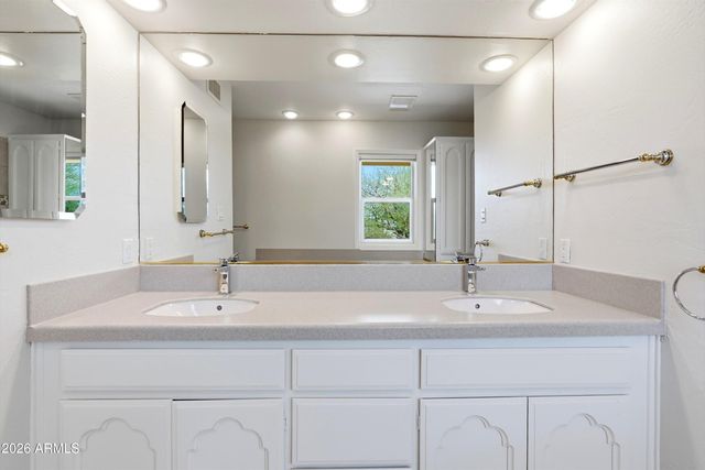 7666 E ROCKING CHAIR Road, Carefree, AZ 85377