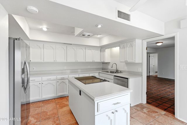 7666 E ROCKING CHAIR Road, Carefree, AZ 85377