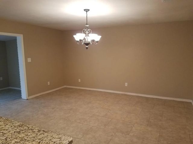 100 Lochness Lane, Benbrook, TX 76126